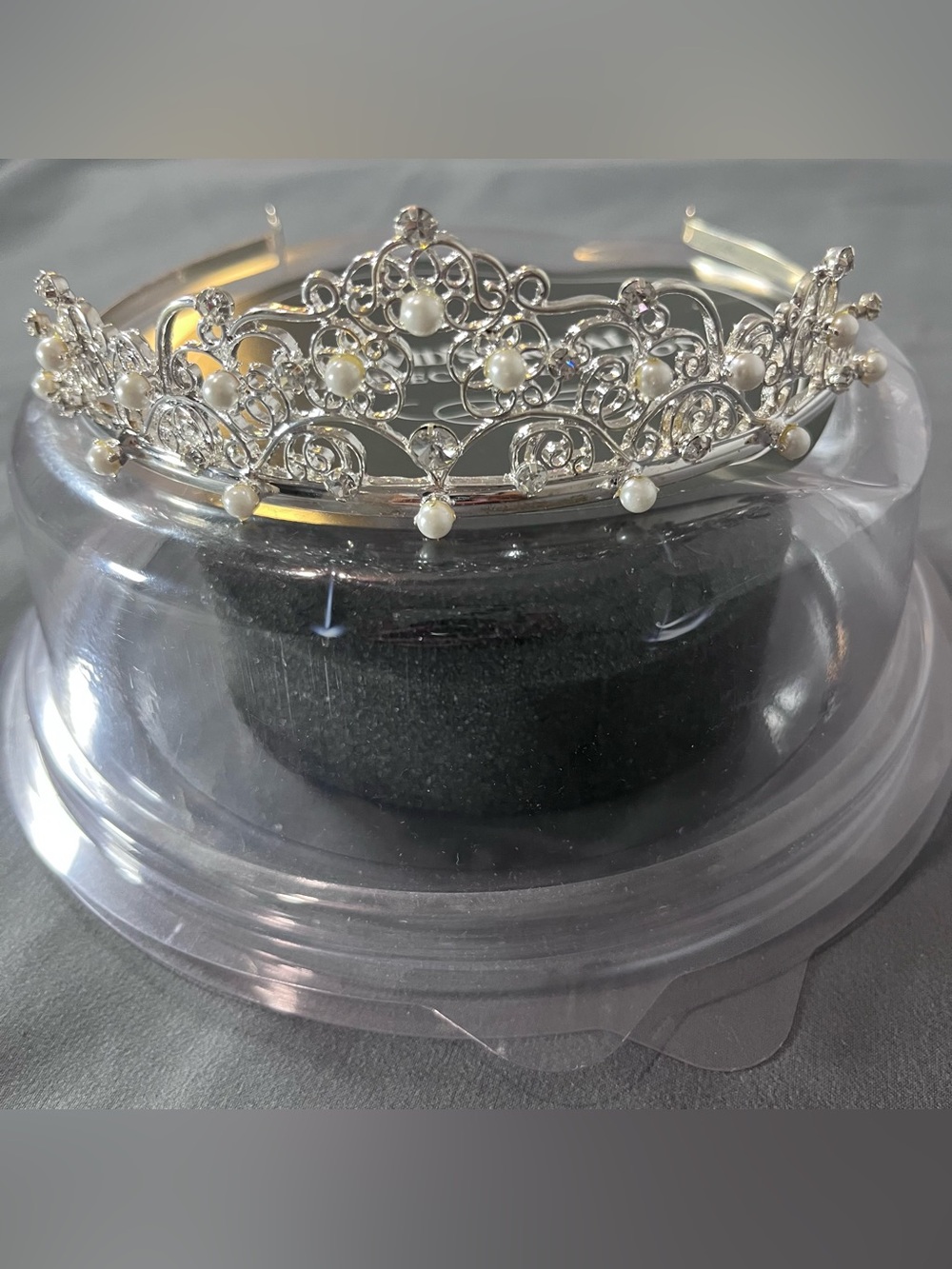 David’s Bridal Headpiece Crown Tiara Pearls Rhinestones Silver Sparkle Bride